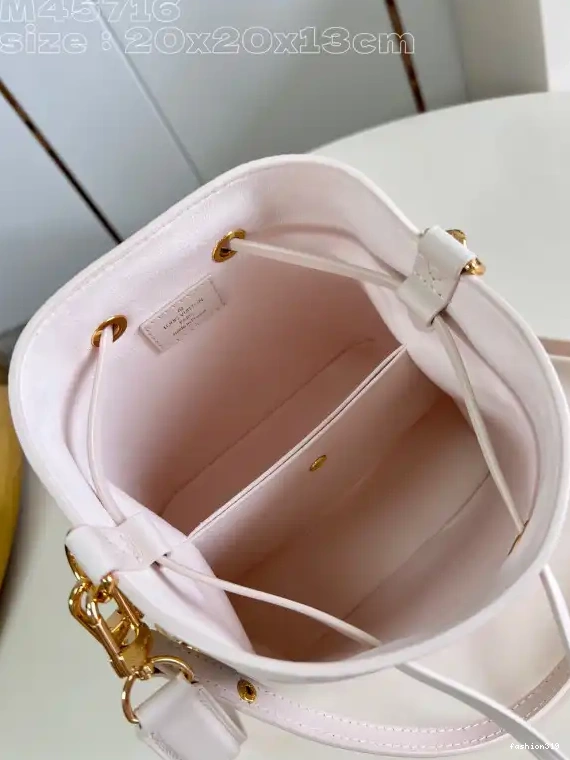 NÉONOÉ LOUIS VUITTON BB-20*20*13cm 0429